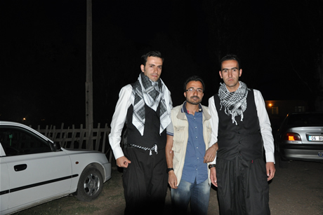 Yüksekova'da 01 ile 05 Haziran 2011 tarihleri arasında  evlenen çiftleri sizler için sayfamıza taşıdık. Yüksekova Güncel olarak tüm çiftlerimize mutluluklar dileriz.