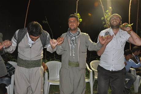 Yüksekova'da 01 ile 05 Haziran 2011 tarihleri arasında  evlenen çiftleri sizler için sayfamıza taşıdık. Yüksekova Güncel olarak tüm çiftlerimize mutluluklar dileriz.