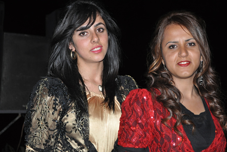 Yüksekova'da 01 ile 05 Haziran 2011 tarihleri arasında  evlenen çiftleri sizler için sayfamıza taşıdık. Yüksekova Güncel olarak tüm çiftlerimize mutluluklar dileriz.