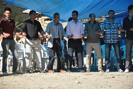 Yüksekova'da 8-9-10-11 06 Haziran 2011 tarihleri arasında evlenen çiftleri sizler için sayfamıza taşıdık. Yüksekova Güncel olarak tüm çiftlerimize mutluluklar dileriz.