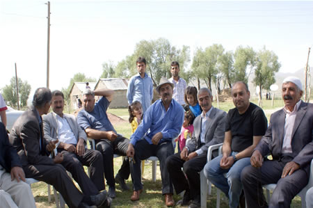 Yüksekova'da 18-19 Haziran 2011 tarihleri arasında yapılan düğünleri sizler için sayfamıza taşıdık.