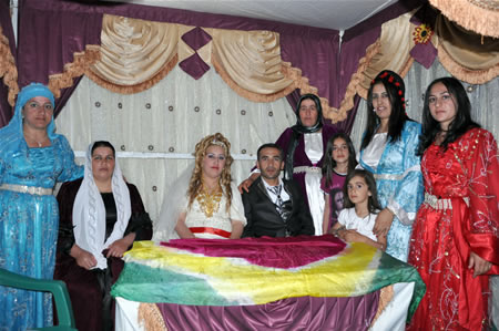 Yüksekova'da 18-19 Haziran 2011 tarihleri arasında yapılan düğünleri sizler için sayfamıza taşıdık.