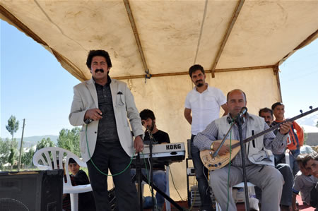 Yüksekova'da 18-19 Haziran 2011 tarihleri arasında yapılan düğünleri sizler için sayfamıza taşıdık.