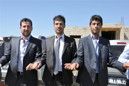 Yüksekova'da 18-19 Haziran 2011 tarihleri arasında yapılan düğünleri sizler için sayfamıza taşıdık.