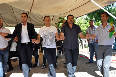 Yüksekova'da 18-19 Haziran 2011 tarihleri arasında yapılan düğünleri sizler için sayfamıza taşıdık.