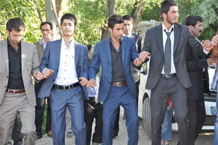 Yüksekova'da 18-19 Haziran 2011 tarihleri arasında yapılan düğünleri sizler için sayfamıza taşıdık.