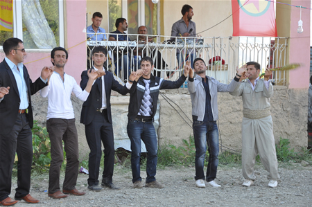 Yüksekova'da 18-19 Haziran 2011 tarihleri arasında yapılan düğünleri sizler için sayfamıza taşıdık.