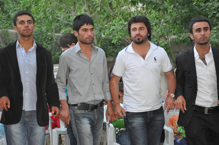 Yüksekova'da 18-19 Haziran 2011 tarihleri arasında yapılan düğünleri sizler için sayfamıza taşıdık.