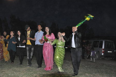 Yüksekova'da 18-19 Haziran 2011 tarihleri arasında yapılan düğünleri sizler için sayfamıza taşıdık.