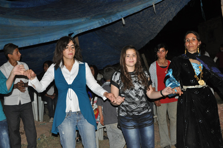 Yüksekova'da 18-19 Haziran 2011 tarihleri arasında yapılan düğünleri sizler için sayfamıza taşıdık.