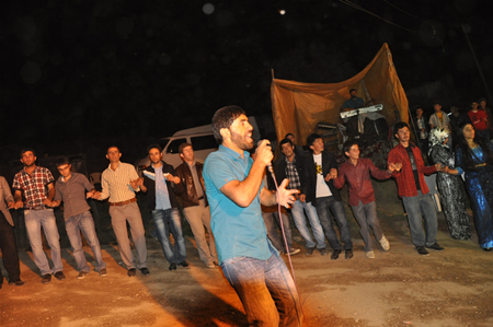 Yüksekova'da 18-19 Haziran 2011 tarihleri arasında yapılan düğünleri sizler için sayfamıza taşıdık.