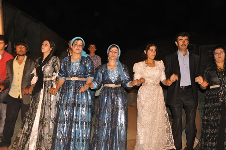 Yüksekova'da 18-19 Haziran 2011 tarihleri arasında yapılan düğünleri sizler için sayfamıza taşıdık.