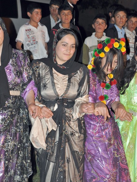 Yüksekova'da 18-19 Haziran 2011 tarihleri arasında yapılan düğünleri sizler için sayfamıza taşıdık.