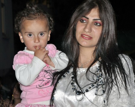 Yüksekova'da 18-19 Haziran 2011 tarihleri arasında yapılan düğünleri sizler için sayfamıza taşıdık.