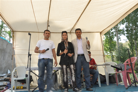 Yüksekova'da 25.26. 2011 tarihlerinde evlenen bazı çiftleri siz için sayfamıza taşıdık.