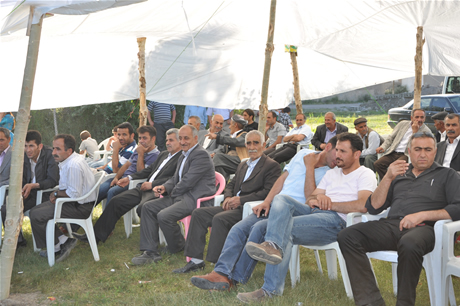 Yüksekova'da 02.03. Temmuz 2011 tarihlerinde evlenen bazı çiftleri sizler için sayfamıza taşıdık. Bizde Yüksekova Güncel Ailesi olarak tüm çiftlere mutluluklar dileriz