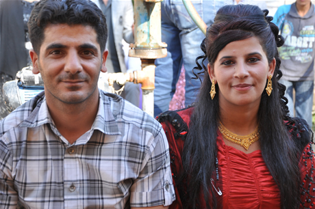 Yüksekova'da 02.03. Temmuz 2011 tarihlerinde evlenen bazı çiftleri sizler için sayfamıza taşıdık. Bizde Yüksekova Güncel Ailesi olarak tüm çiftlere mutluluklar dileriz