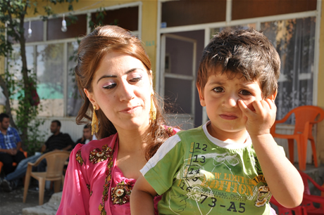 Yüksekova'da 02.03. Temmuz 2011 tarihlerinde evlenen bazı çiftleri sizler için sayfamıza taşıdık. Bizde Yüksekova Güncel Ailesi olarak tüm çiftlere mutluluklar dileriz