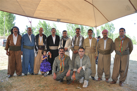 Yüksekova'da 02.03. Temmuz 2011 tarihlerinde evlenen bazı çiftleri sizler için sayfamıza taşıdık. Bizde Yüksekova Güncel Ailesi olarak tüm çiftlere mutluluklar dileriz