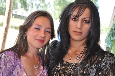 Yüksekova'da 02.03. Temmuz 2011 tarihlerinde evlenen bazı çiftleri sizler için sayfamıza taşıdık. Bizde Yüksekova Güncel Ailesi olarak tüm çiftlere mutluluklar dileriz