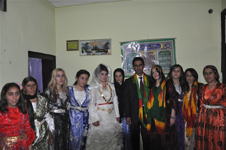 Yüksekova'da 02.03. Temmuz 2011 tarihlerinde evlenen bazı çiftleri sizler için sayfamıza taşıdık. Bizde Yüksekova Güncel Ailesi olarak tüm çiftlere mutluluklar dileriz