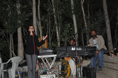 Yüksekova'da 02.03. Temmuz 2011 tarihlerinde evlenen bazı çiftleri sizler için sayfamıza taşıdık. Bizde Yüksekova Güncel Ailesi olarak tüm çiftlere mutluluklar dileriz