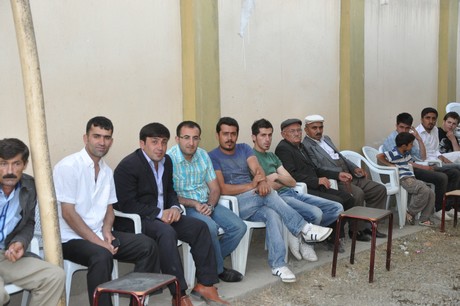 Yüksekova'da 09-10 Temmuz 2011 tarihlerinde evlenen bazı çiftleri sizler için sayfamıza taşıdık. Yüksekova Güncel Ailesi olarak tüm çiftlere mutluluklar dileriz