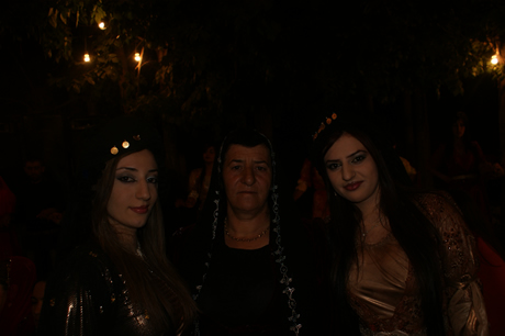 Yüksekova'da 16-17 Temmuz 2011 tarihlerinde evlenen bazı çiftleri sizler için sayfamıza taşıdık. Yüksekova Güncel Ailesi olarak tüm çiftlerimize mutluluklar diliyoruz