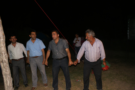 Yüksekova'da 16-17 Temmuz 2011 tarihlerinde evlenen bazı çiftleri sizler için sayfamıza taşıdık. Yüksekova Güncel Ailesi olarak tüm çiftlerimize mutluluklar diliyoruz