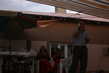 Yüksekova'da 16-17 Temmuz 2011 tarihlerinde evlenen bazı çiftleri sizler için sayfamıza taşıdık. Yüksekova Güncel Ailesi olarak tüm çiftlerimize mutluluklar diliyoruz