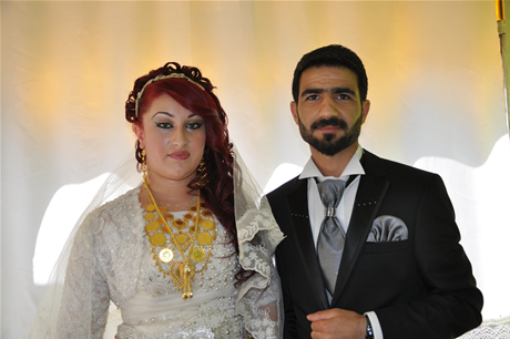 Yüksekova'da 23-24 Temmuz 2011 tarihlerinde evlenen bazı çiftleri sizler için sayfamıza taşıdık. Yüksekova Güncel Ailesi olarak tüm çiftlerimize mutluluklar diliyoruz...