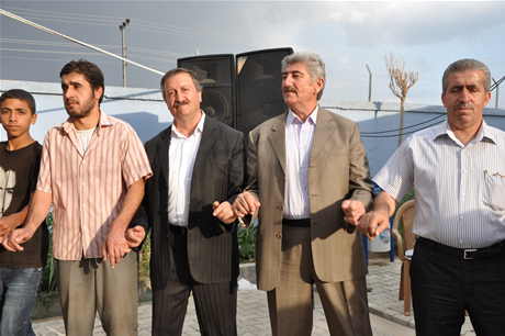 Yüksekova'da 23-24 Temmuz 2011 tarihlerinde evlenen bazı çiftleri sizler için sayfamıza taşıdık. Yüksekova Güncel Ailesi olarak tüm çiftlerimize mutluluklar diliyoruz...