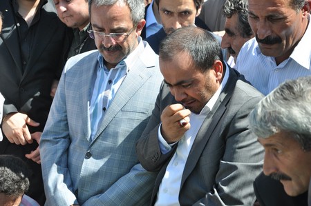 Mustafa Zeydan binlerce kişi tarafından toprağa verildi.