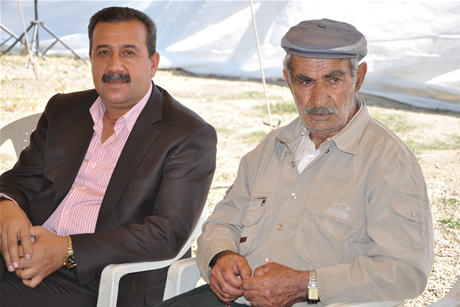 Yüksekova'da 03-04 Eylül 2011 tarihlerinde evlenen bazı çiftleri sizler için sayfamıza taşıdık. Yüksekova Güncel Ailesi olarak tüm çiftlerimize mutluluklar diliyoruz...