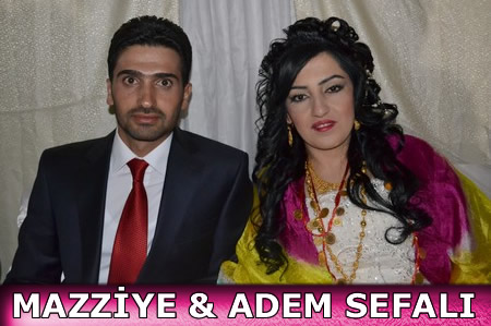 Hakkari'nin Yüksekova ilçesinde 10-11.2011 Eylül Dünya evine giren bazı çiftlerimizi sizler için sayfamıza taşıdık. Yüksekova Güncel ailesi olarak tüm çiftlerimize mutluluklar dileriz.