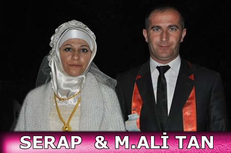 Hakkari'nin Yüksekova ilçesinde 10-11.2011 Eylül Dünya evine giren bazı çiftlerimizi sizler için sayfamıza taşıdık. Yüksekova Güncel ailesi olarak tüm çiftlerimize mutluluklar dileriz.