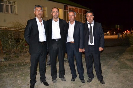 Hakkari'nin Yüksekova ilçesinde 10-11.2011 Eylül Dünya evine giren bazı çiftlerimizi sizler için sayfamıza taşıdık. Yüksekova Güncel ailesi olarak tüm çiftlerimize mutluluklar dileriz.