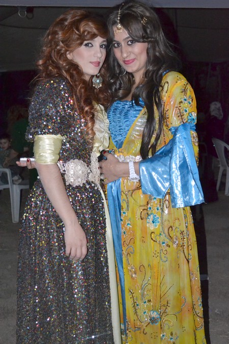 Hakkari'nin Yüksekova ilçesinde 10-11.2011 Eylül Dünya evine giren bazı çiftlerimizi sizler için sayfamıza taşıdık. Yüksekova Güncel ailesi olarak tüm çiftlerimize mutluluklar dileriz.