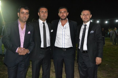 Hakkari'nin Yüksekova ilçesinde 10-11.2011 Eylül Dünya evine giren bazı çiftlerimizi sizler için sayfamıza taşıdık. Yüksekova Güncel ailesi olarak tüm çiftlerimize mutluluklar dileriz.