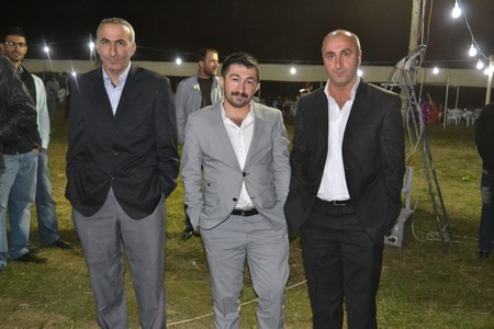 Hakkari'nin Yüksekova ilçesinde 10-11.2011 Eylül Dünya evine giren bazı çiftlerimizi sizler için sayfamıza taşıdık. Yüksekova Güncel ailesi olarak tüm çiftlerimize mutluluklar dileriz.