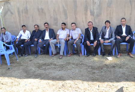 Hakkari'nin Yüksekova ilçesinde 17-18.2011 Eylül Dünya evine giren bazı çiftlerimizi sizler için sayfamıza taşıdık. Yüksekova Güncel ailesi olarak tüm çiftlerimize mutluluklar dileriz.