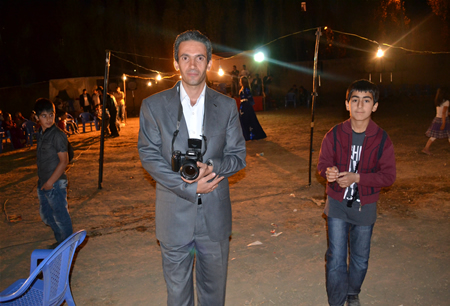 Hakkari'nin Yüksekova ilçesinde 17-18.2011 Eylül Dünya evine giren bazı çiftlerimizi sizler için sayfamıza taşıdık. Yüksekova Güncel ailesi olarak tüm çiftlerimize mutluluklar dileriz.