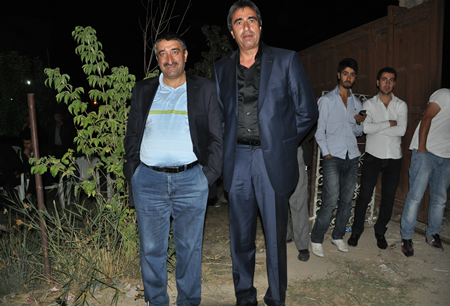 Hakkari'nin Yüksekova ilçesinde 17-18.2011 Eylül Dünya evine giren bazı çiftlerimizi sizler için sayfamıza taşıdık. Yüksekova Güncel ailesi olarak tüm çiftlerimize mutluluklar dileriz.