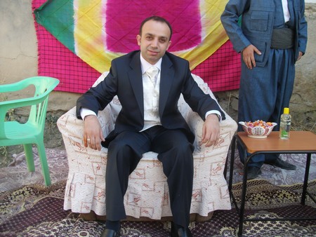 Hakkari'nin Yüksekova ilçesinde 17-18.2011 Eylül Dünya evine giren bazı çiftlerimizi sizler için sayfamıza taşıdık. Yüksekova Güncel ailesi olarak tüm çiftlerimize mutluluklar dileriz.