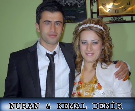 Hakkari'nin Yüksekova ilçesinde 23-25 Eylül 2011 tarihlerinde hayatlarını birleştiren çiftlerimizi sizler için sayfamıza taşıdık.