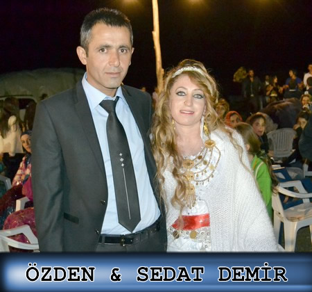 Hakkari'nin Yüksekova ilçesinde 23-25 Eylül 2011 tarihlerinde hayatlarını birleştiren çiftlerimizi sizler için sayfamıza taşıdık.