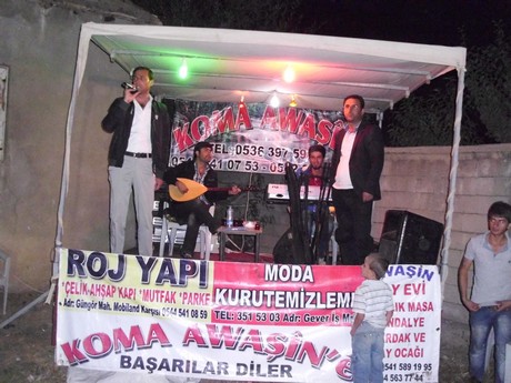 Yüksekova Güncel İmtiyaz Sahibi Cahit Yiğitin  kardeşi Hakim Yiğit yapılan görkemli bir törenle dünya evine girdi.