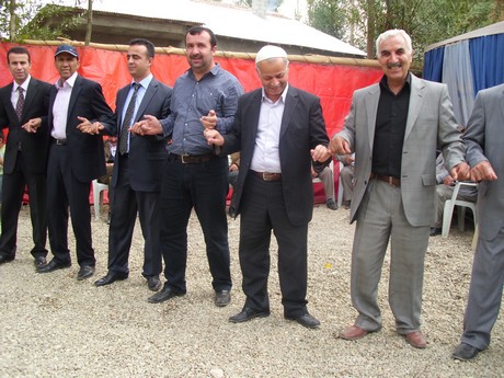 Yüksekova Güncel İmtiyaz Sahibi Cahit Yiğitin  kardeşi Hakim Yiğit yapılan görkemli bir törenle dünya evine girdi.