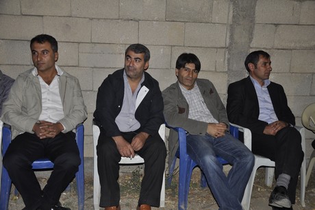 Yüksekova Güncel İmtiyaz Sahibi Cahit Yiğitin  kardeşi Hakim Yiğit yapılan görkemli bir törenle dünya evine girdi.