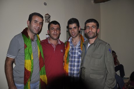 Yüksekova Güncel İmtiyaz Sahibi Cahit Yiğitin  kardeşi Hakim Yiğit yapılan görkemli bir törenle dünya evine girdi.